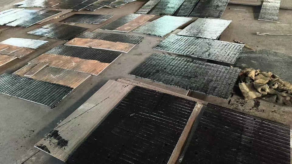 堆焊耐磨板